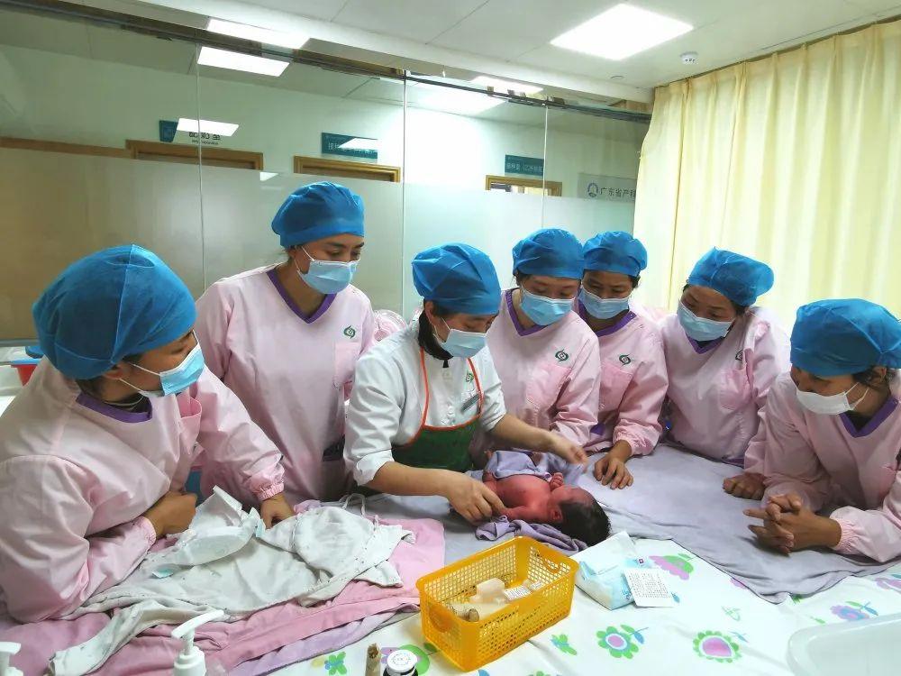 阳泉县妇婴监护型护送